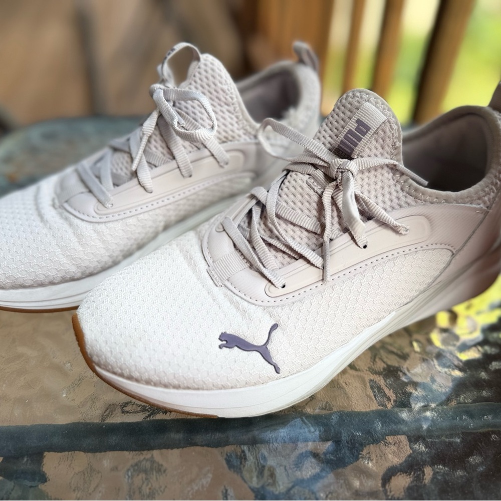 Puma Light Purple( Lila) SoftFoam Sneakers